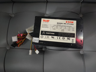 پاور TRUST 230w استوک سالم - با گارانتی یک ماههP4-900